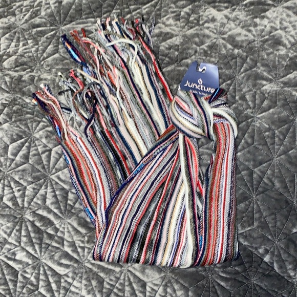 Juncture Red Gray Black Multicolored Scarf NWT - Picture 2 of 10